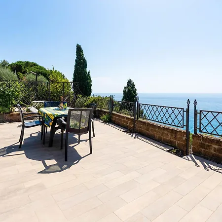 Terrazzo Panoramica By Interhome شقة *