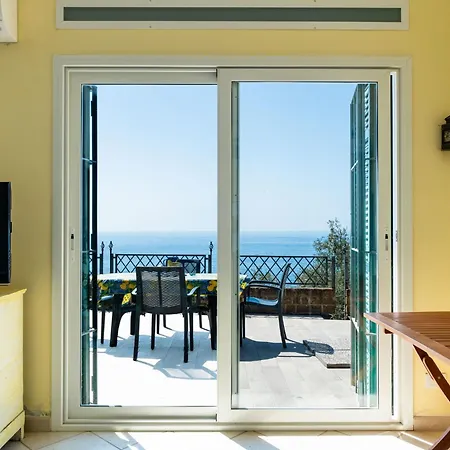 Apartamento Terrazzo Panoramica By Interhome